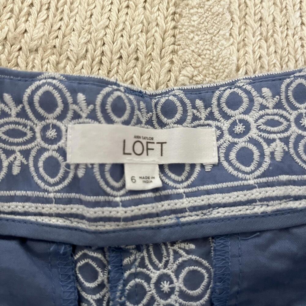 Loft Riviera Shorts Embroidered Design Size 6 - Picture 4 of 6